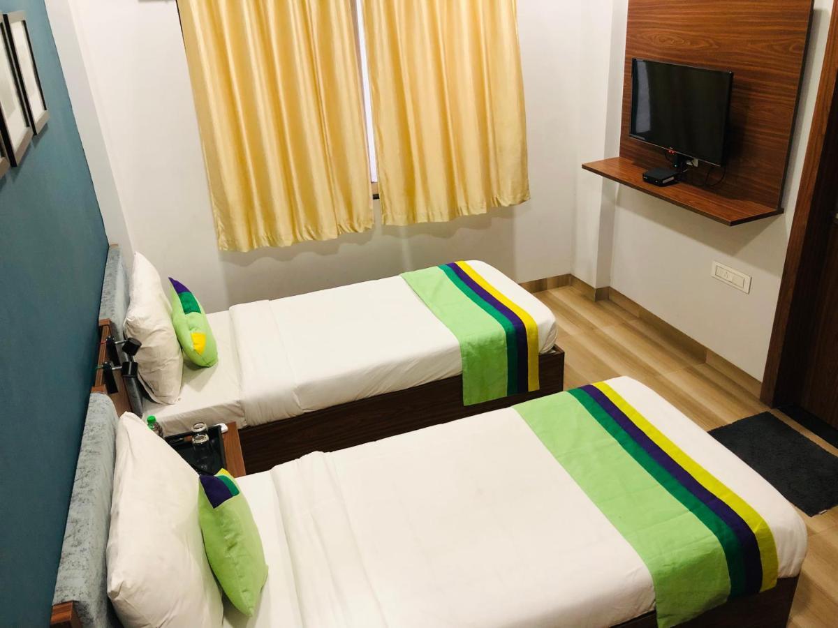 Hotel Ballfin Indore Індаур Екстер'єр фото